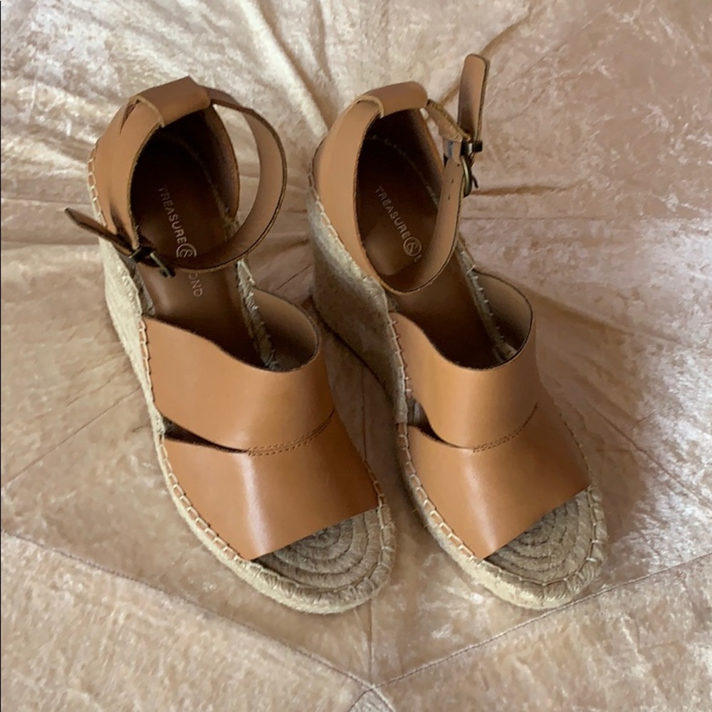 Treasure & Bond Platform Sandal